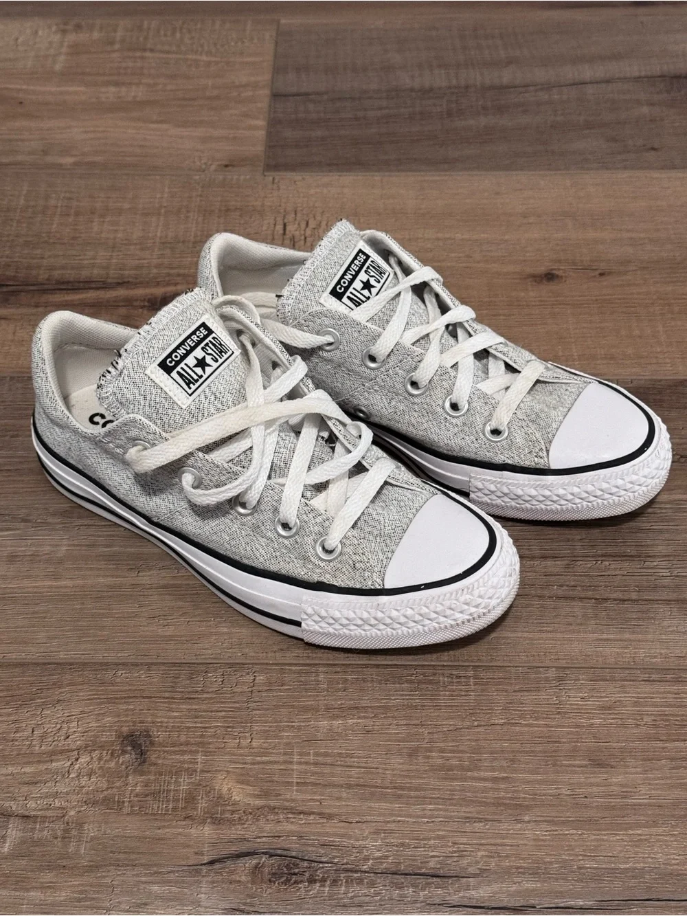 Converse Chuck Taylor All Star Madison Low Top Sneakers